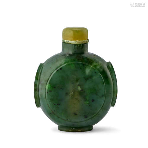 A DARK-GREEN-SPINACH NEPHRITE SNUFF BOTTLE