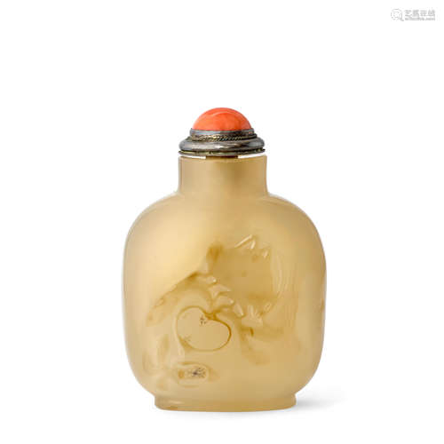 A BRILLIANT SHADOW AGATE SNUFF BOTTLE