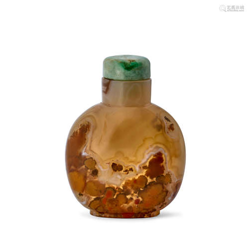 A HONEY AND GRAY-BEIGE AGATE SNUFF BOTTLE