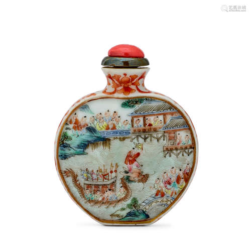 AN ENAMELED PORCELAIN SNUFF BOTTLE