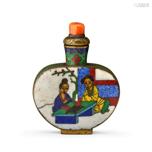 A CLOISONNé ENAMEL SNUFF BOTTLE