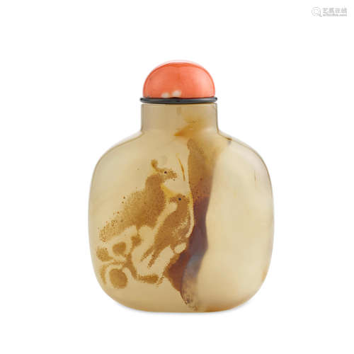 An attractive shadow agate snuff bottle