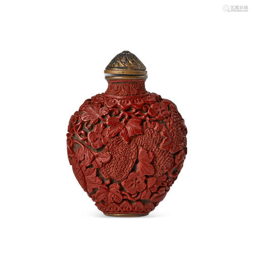 A well-carved cinnabar lacquer snuff Bottle