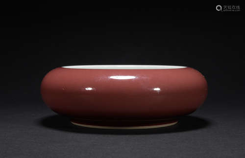 A peachbloom-glazed brushwasher