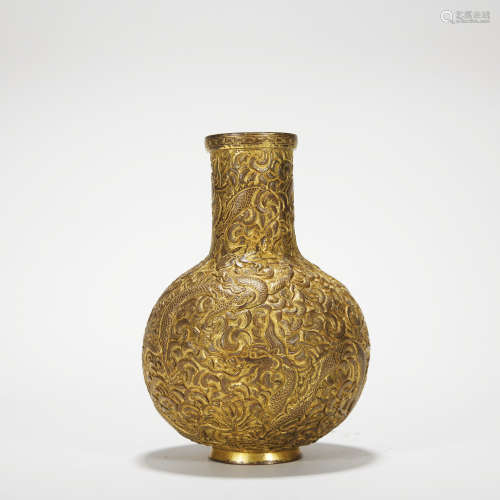 A gilt-bronze 'dragon' globular vase
