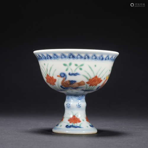 A DouCai 'floral and birds' cup