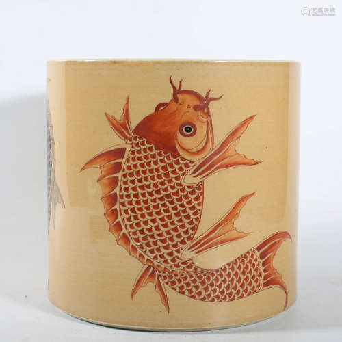 Qing yellow glaze fish pattern pen holder