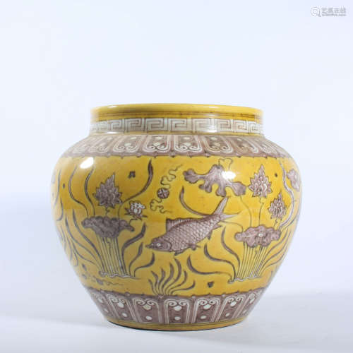 Ming Xuande yellow-glazed red fish algae jar