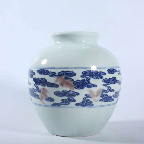 Qing Dynasty Qianlong blue and white glaze red cloud pattern...