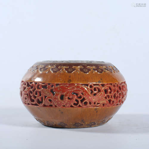 Qing Qianlong famille rose gold porcelain box