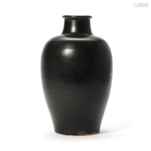 A Jizhou-type Vase Meiping