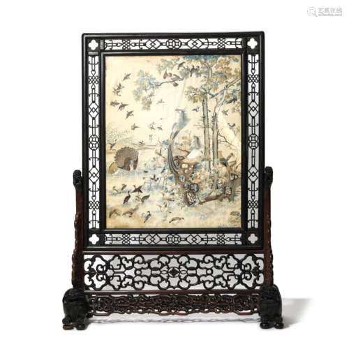 A Yue Embroidery Phoenix Table Screen