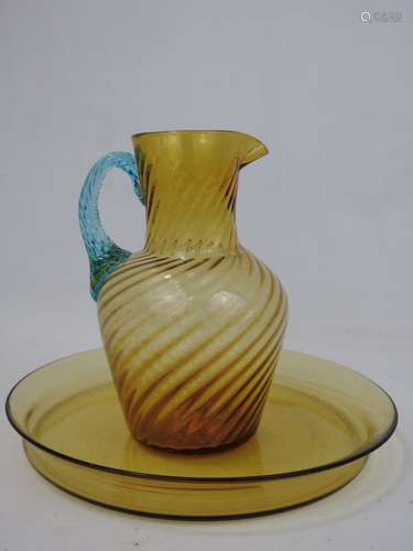 Pichet en verre soufflé jaune et bleu modèle 