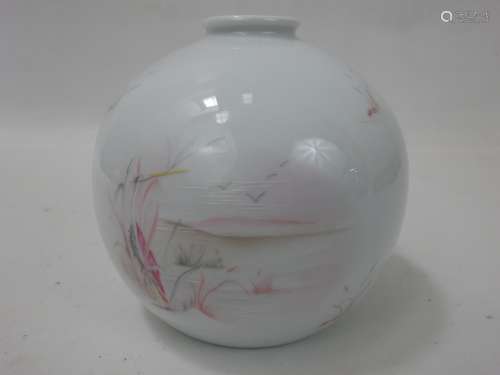 Camille THARAUD à Limoges : vase boule en porcelaine à décor...