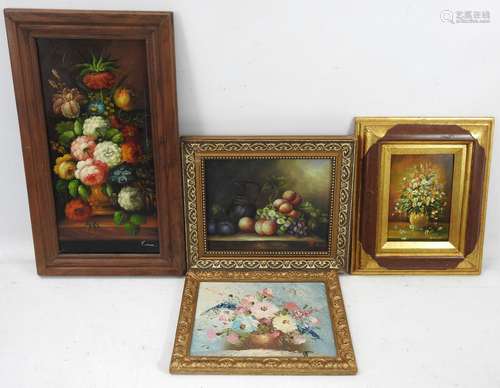 LOT de quatre huiles sur panneaux et toile, fleurs, bouquet ...