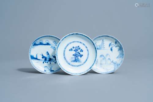 Three various Chinese blue and white Nanking and Ca Mau - Bi...