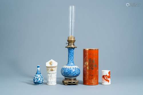 A varied collection of Chinese and Japanese porcelain, 19th/...