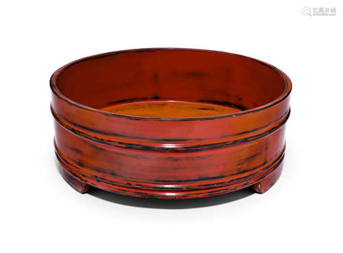 A Negoro lacquer tarai (wash basin)