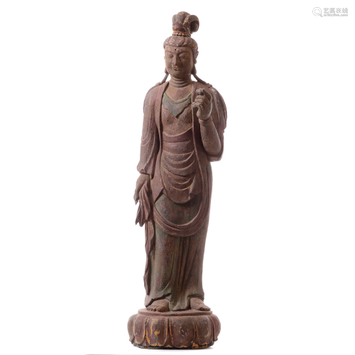 Large Chinese wood Guanyin, 17th/18th