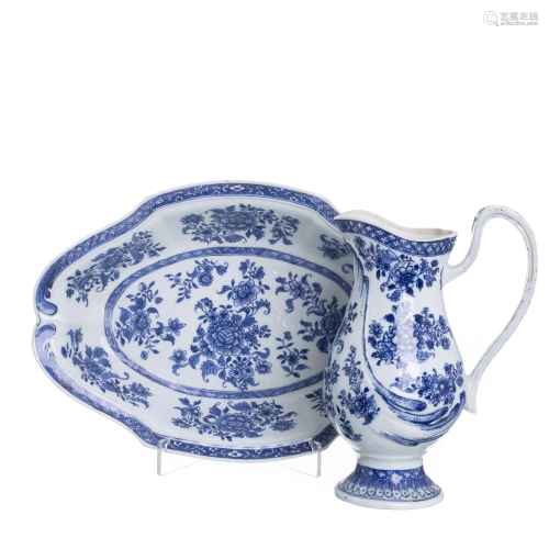 Chinese porcelain Basin and jug, Qianlong