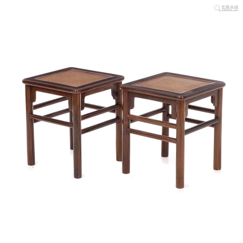 Pair of Chinese benches, Minguo