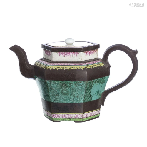 Large Yixing ceramic teapot, Guangxu