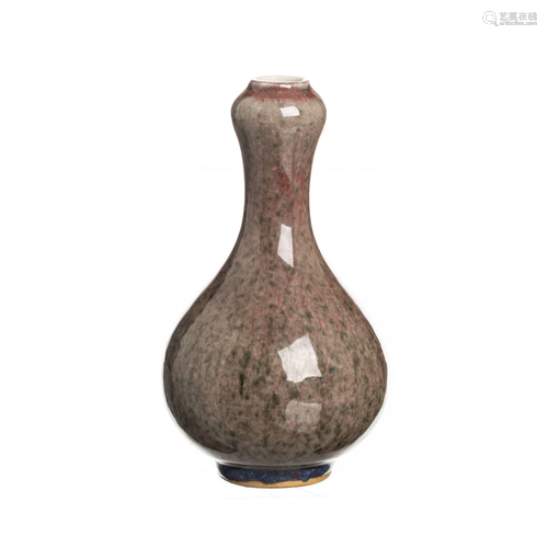 Chinese porcelain bulbous vase