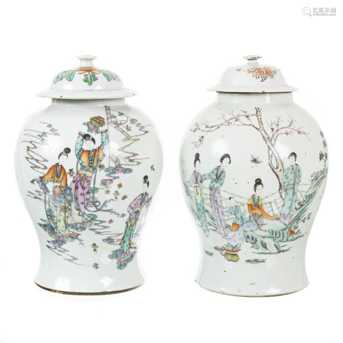 Two Chinese porcelain pots, Minguo