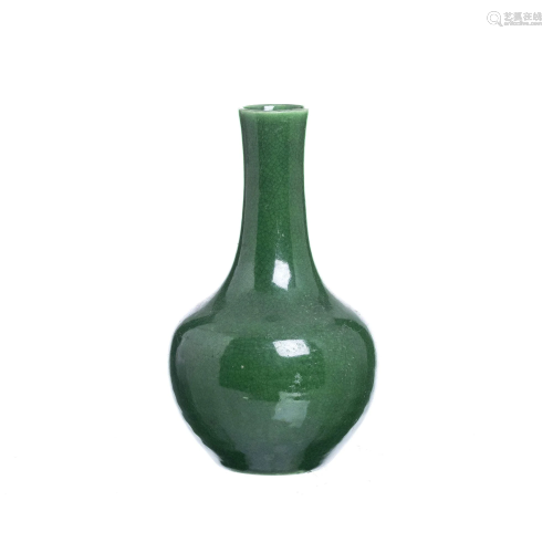 Small monochrome Chinese porcelain vase