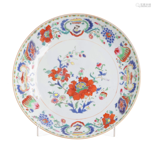 'Madame de Pompadour' Chinese armorial porcelain deep