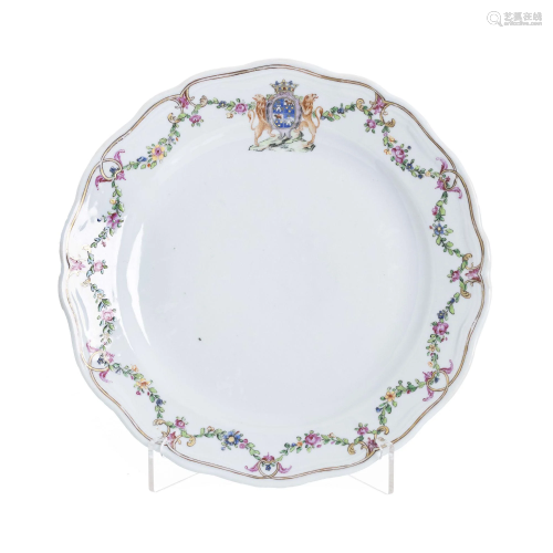 Armorial Chinese Porcelain Plate, Qianlong