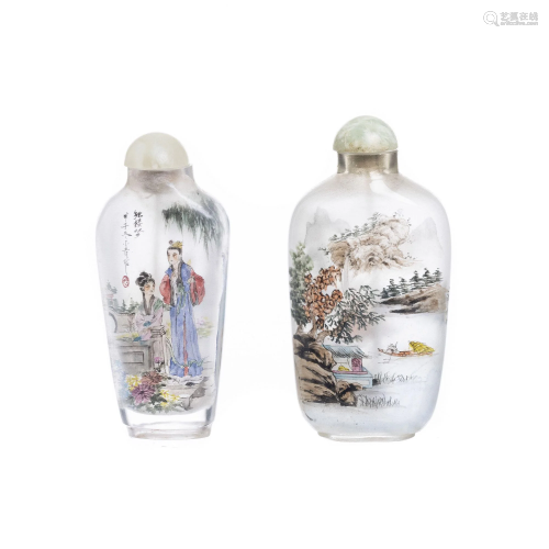 Two Chinese reverse painted glass snuff bottles