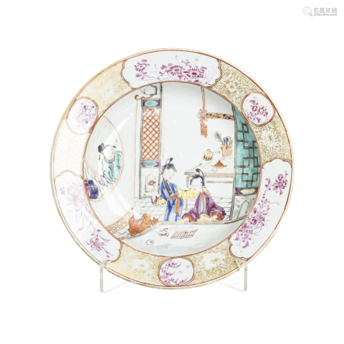 Chinese porcelain figural deep dish, Qianlong