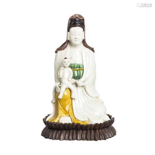 Chinese porcelain Guanyin with Child, Daoguang