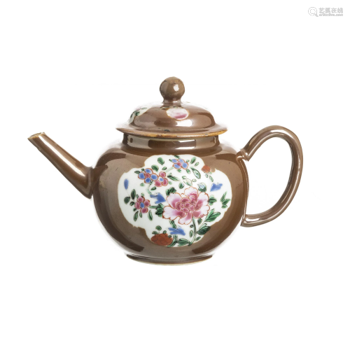 Chinese porcelain 'chocolate family' teapot, Yongzheng