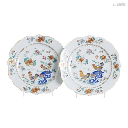 Pair of large Chinese porcelain 'Rooster' plates,
