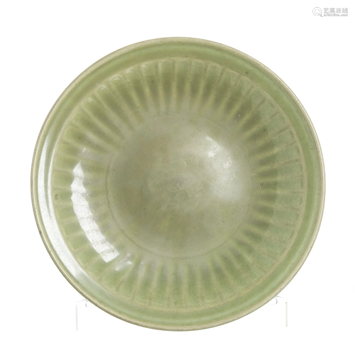 Large Chinese celadon plate, Ming