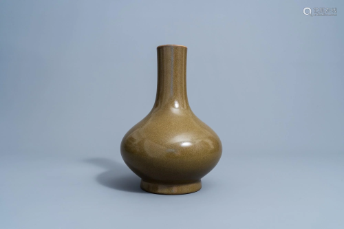 A Chinese monochrome 'teadust' bottle vase, Tongzhi
