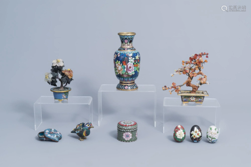 A varied collection of Chinese cloisonnŽ wares, 20th C.
