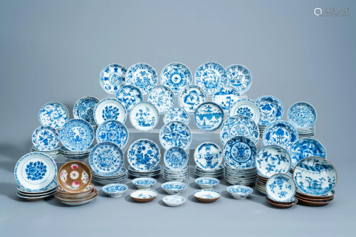 A very extensive and varied collection of Chinese blue,