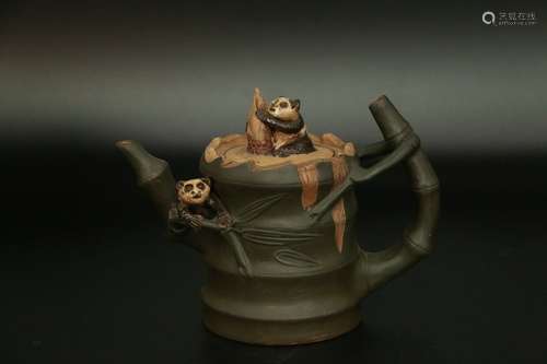 chinese bamboo-shaped teapot