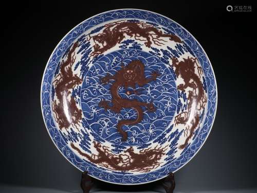 chinese blue and white underglaze red porcelain dish