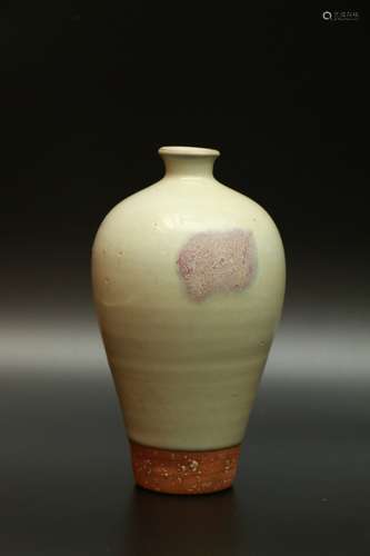 chinese white glazed porcelain vase