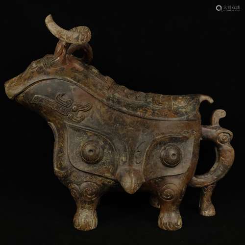 Chinese bronze beast-shaped vessel