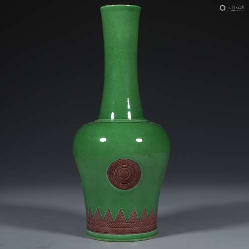 chinese green glazed porcelain mallet-form pot