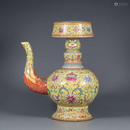 chinese yellow-ground famille rose porcelain ewer