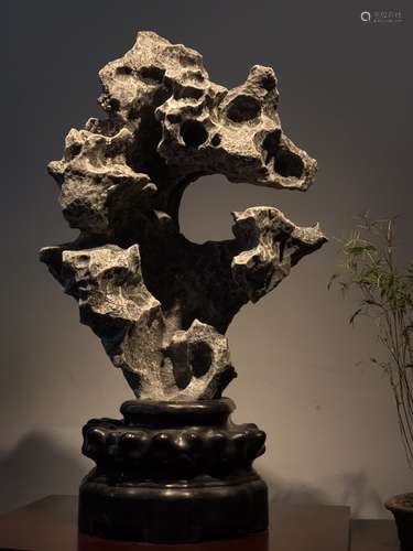 chinese taihu stone ornament