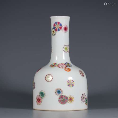 chinese famille rose porcelain mallet-form pot