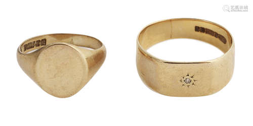 Two 9ct gold rings