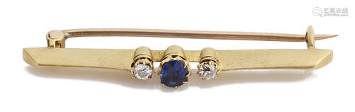 An 18ct three stone diamond and sapphire bar brooch